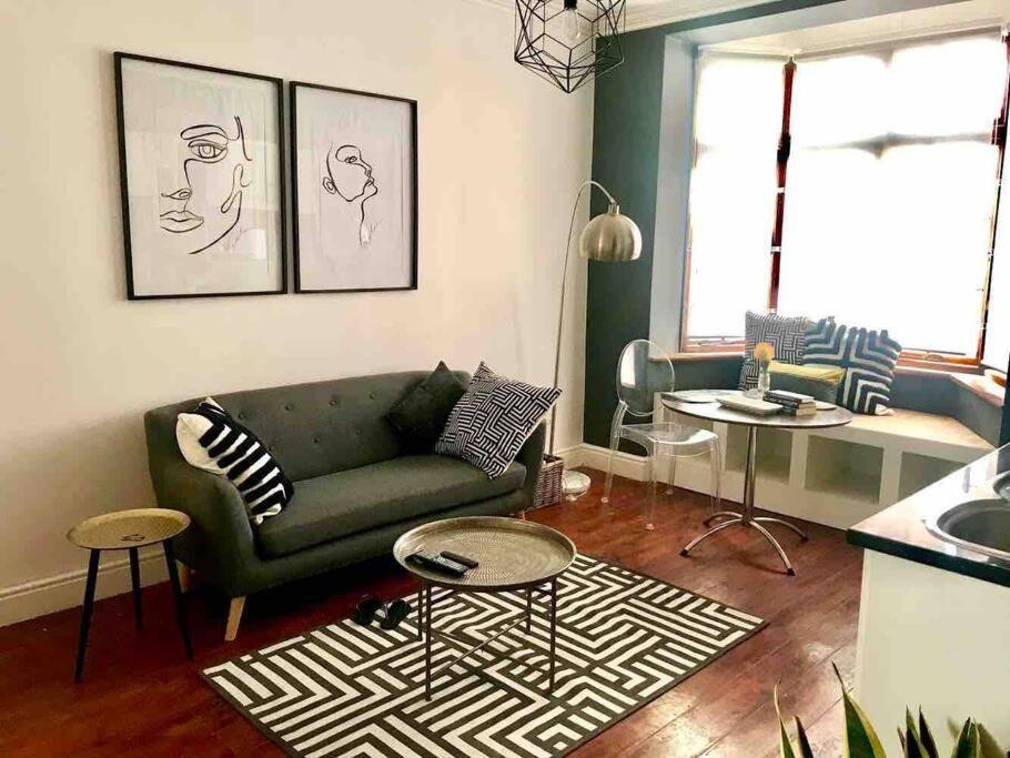 1-Bedroom Sea Point Gem - Perfect Location! Кейптаун Екстер'єр фото